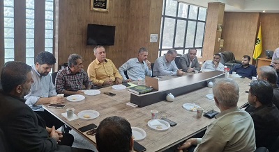 دیدار صمیمی کارگزاران زیارتی اهل سنت با مدیر حج و زیارت استان کرمانشاه