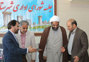 یوسفی سکان معاونت فرمانداری کنگاور راه بر عهد گرفت